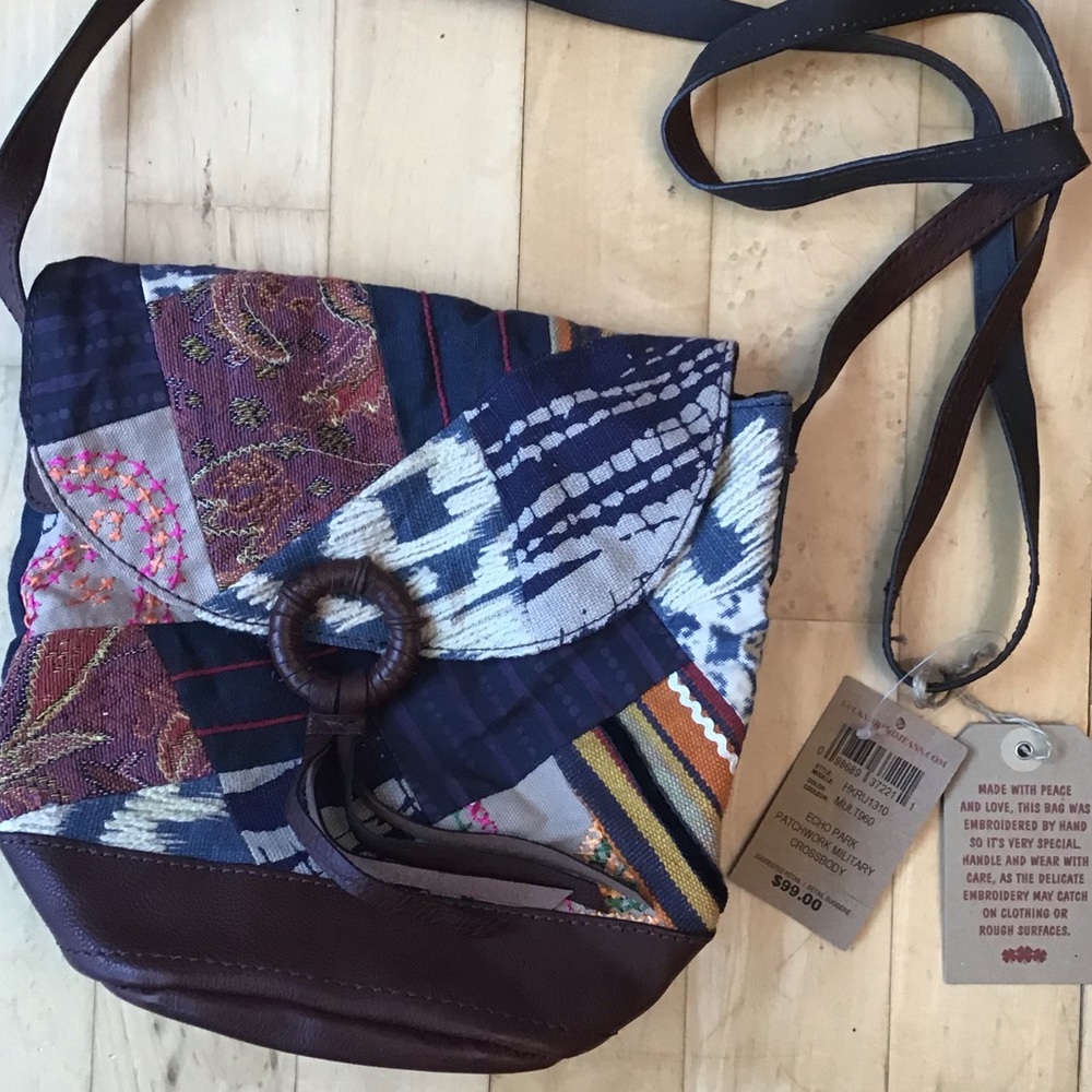 Lucky Brand Purse NWT - Picture 1 of 8
